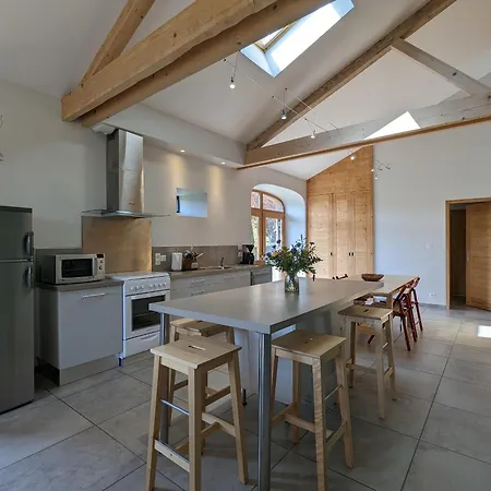 Au Calme Avec Equipements Pmr, Parking, Animal Accepte - Fr-1-582-59 Holiday home *
