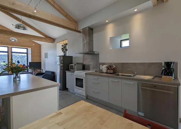 Au Calme Avec Equipements Pmr, Parking, Animal Accepte - Fr-1-582-59 *