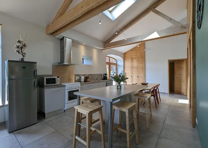 Au Calme Avec Equipements Pmr, Parking, Animal Accepte - Fr-1-582-59 Holiday home *