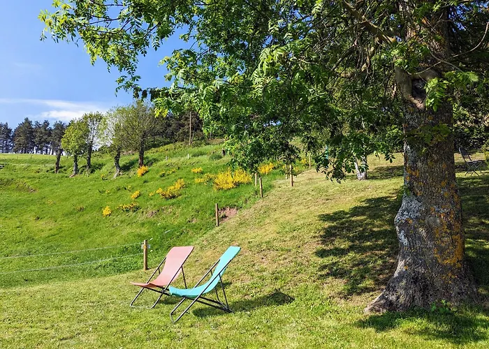 Saint-préjet-d'allier, 5 Pièces, 8 Personnes - Fr-1-582-59 *