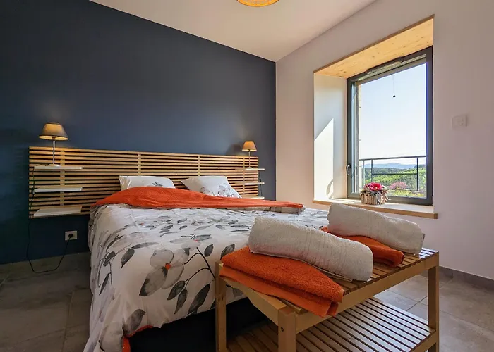 Au Calme Avec Equipements Pmr, Parking, Animal Accepte - Fr-1-582-59 Saint-Prejet-d'Allier